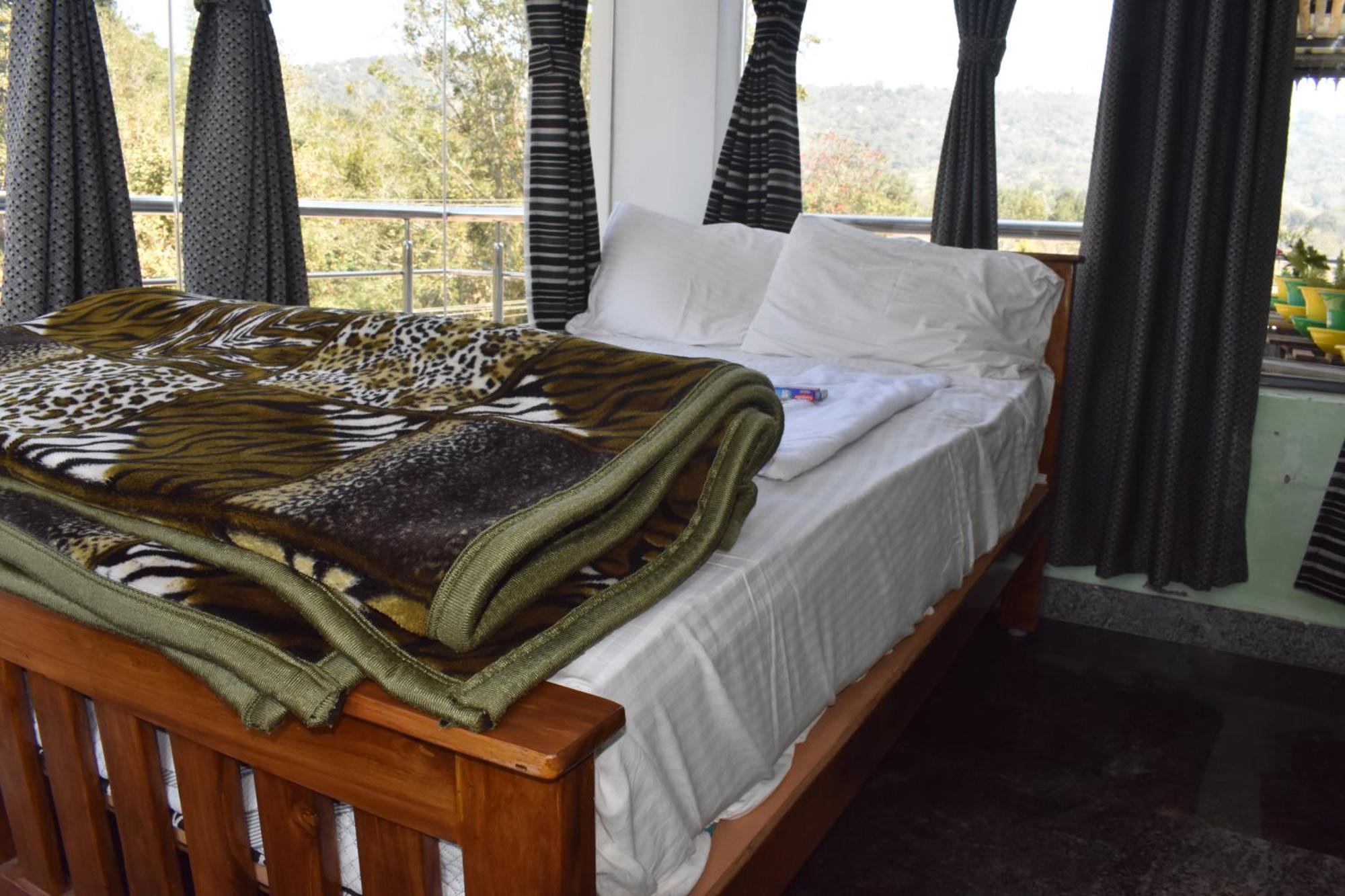 Yelagiri Goldhill Resort Luaran gambar