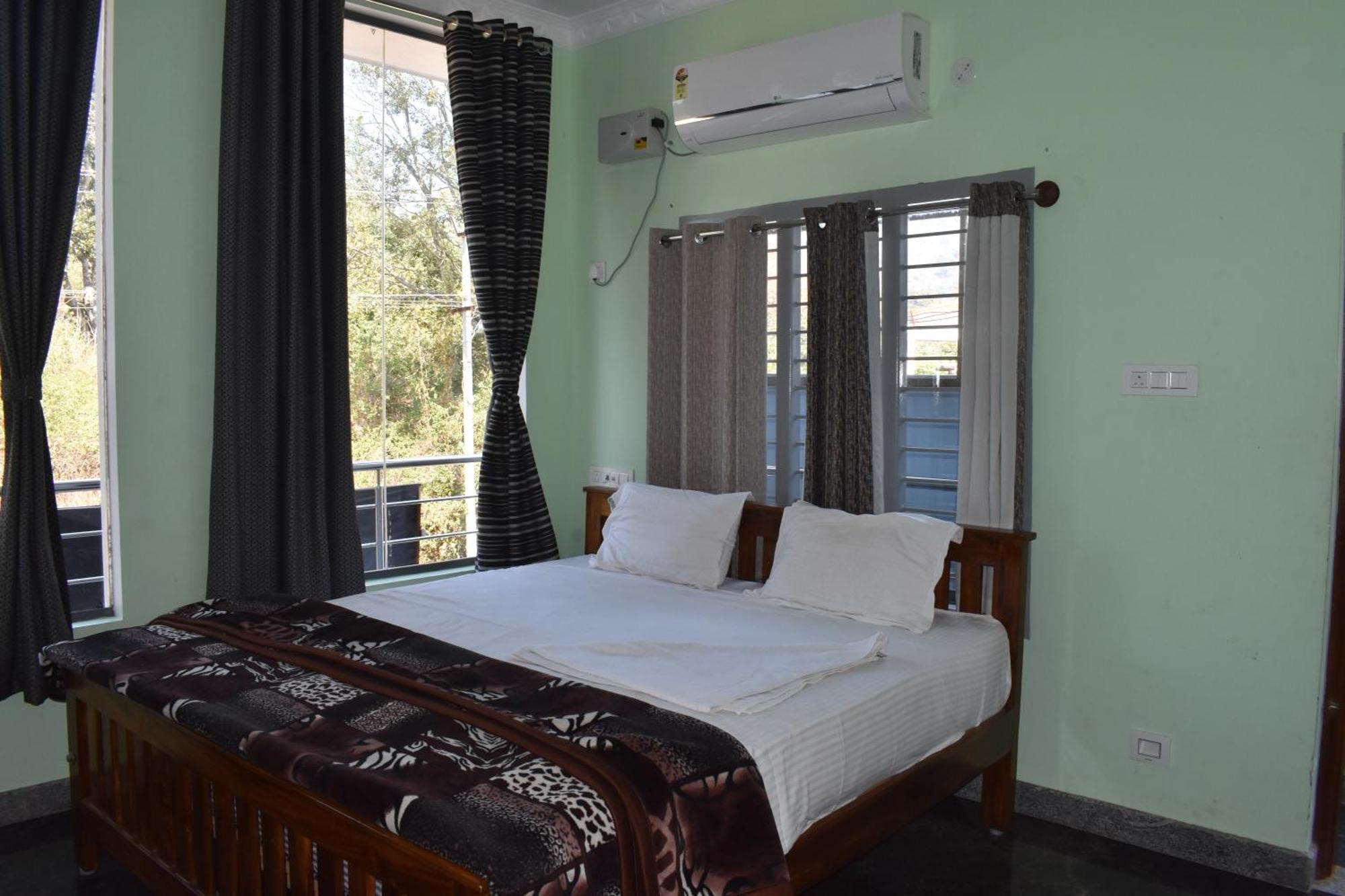 Yelagiri Goldhill Resort Luaran gambar