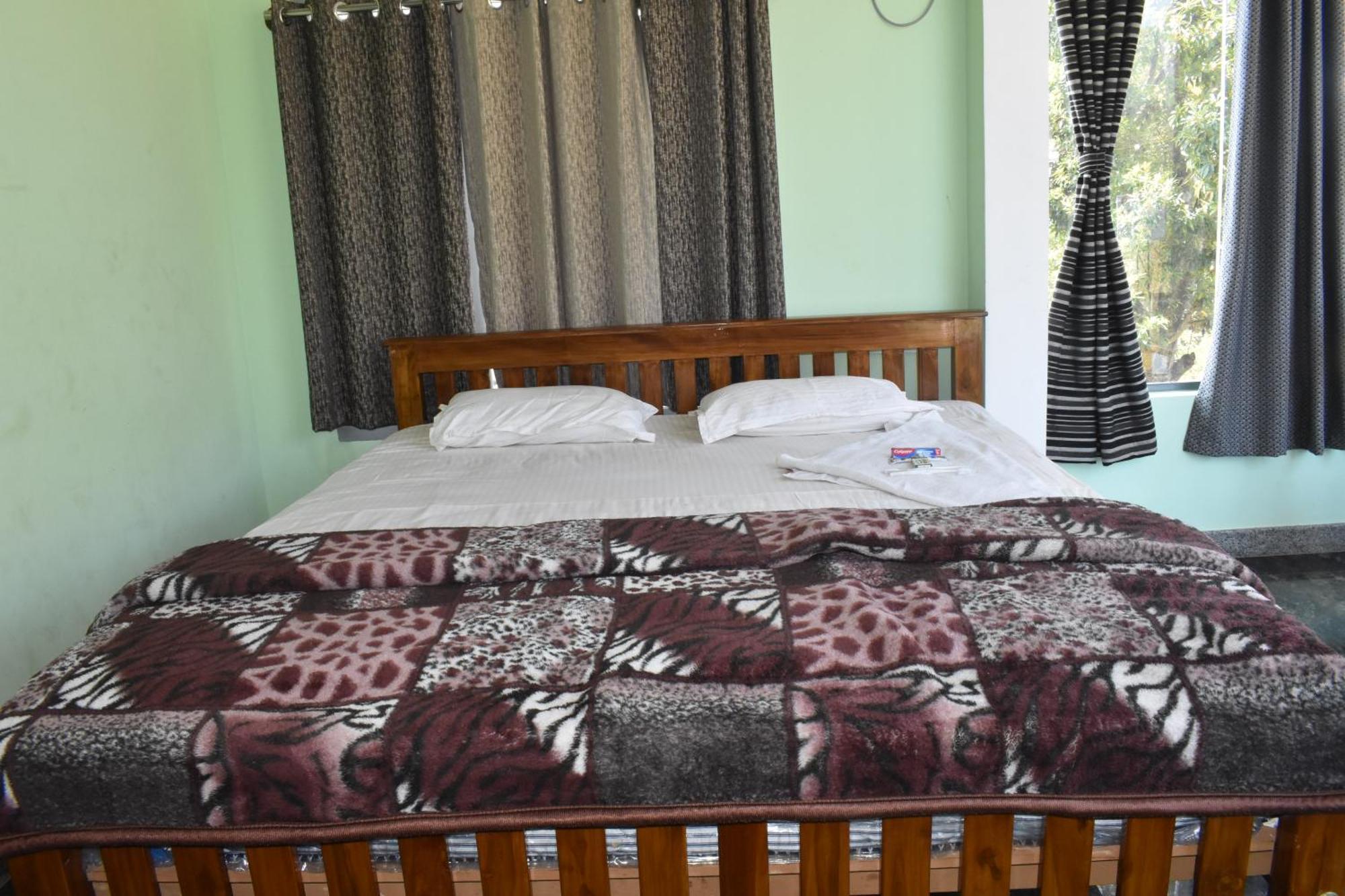 Yelagiri Goldhill Resort Luaran gambar